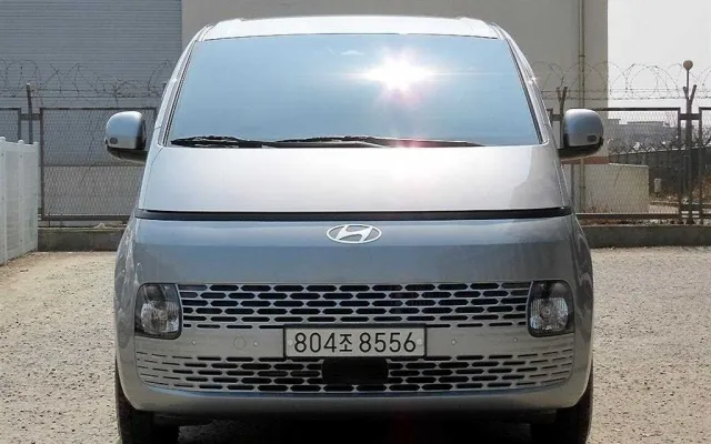 수원중고차상담 스타리아 하이브리드 HEV 1.6 카고 3인승 매물 사진 15 - 2024/07 45,278km